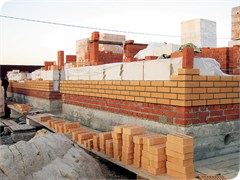 Кирпич лицевой пустотелый утолщенный красный (ГОСТ 530-2012) - фото 17872