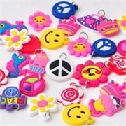 Набор для плетения Loom Bands 600 резиночек с подвесками - фото 20820