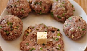 Приспособление для формирование тефтелей с начинкой (Mighty Meatball) - фото 22150